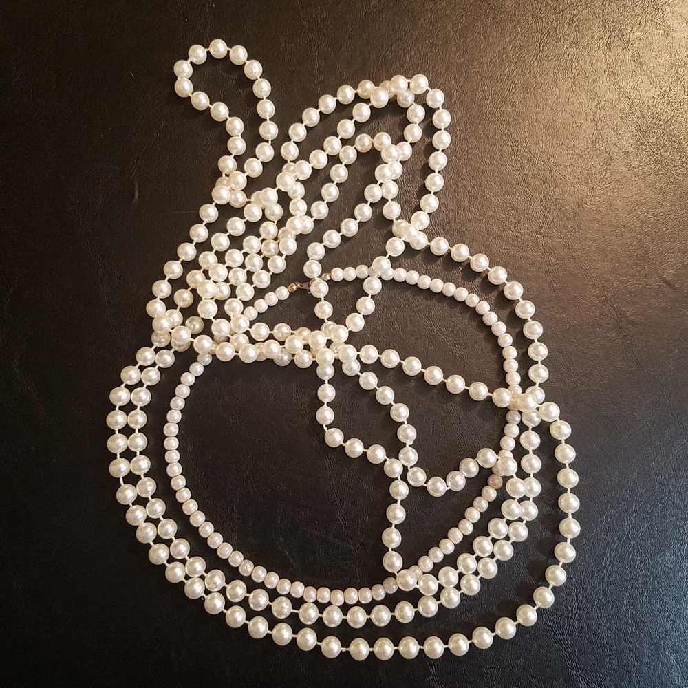 Lot of 3 Strands Costume Pearls